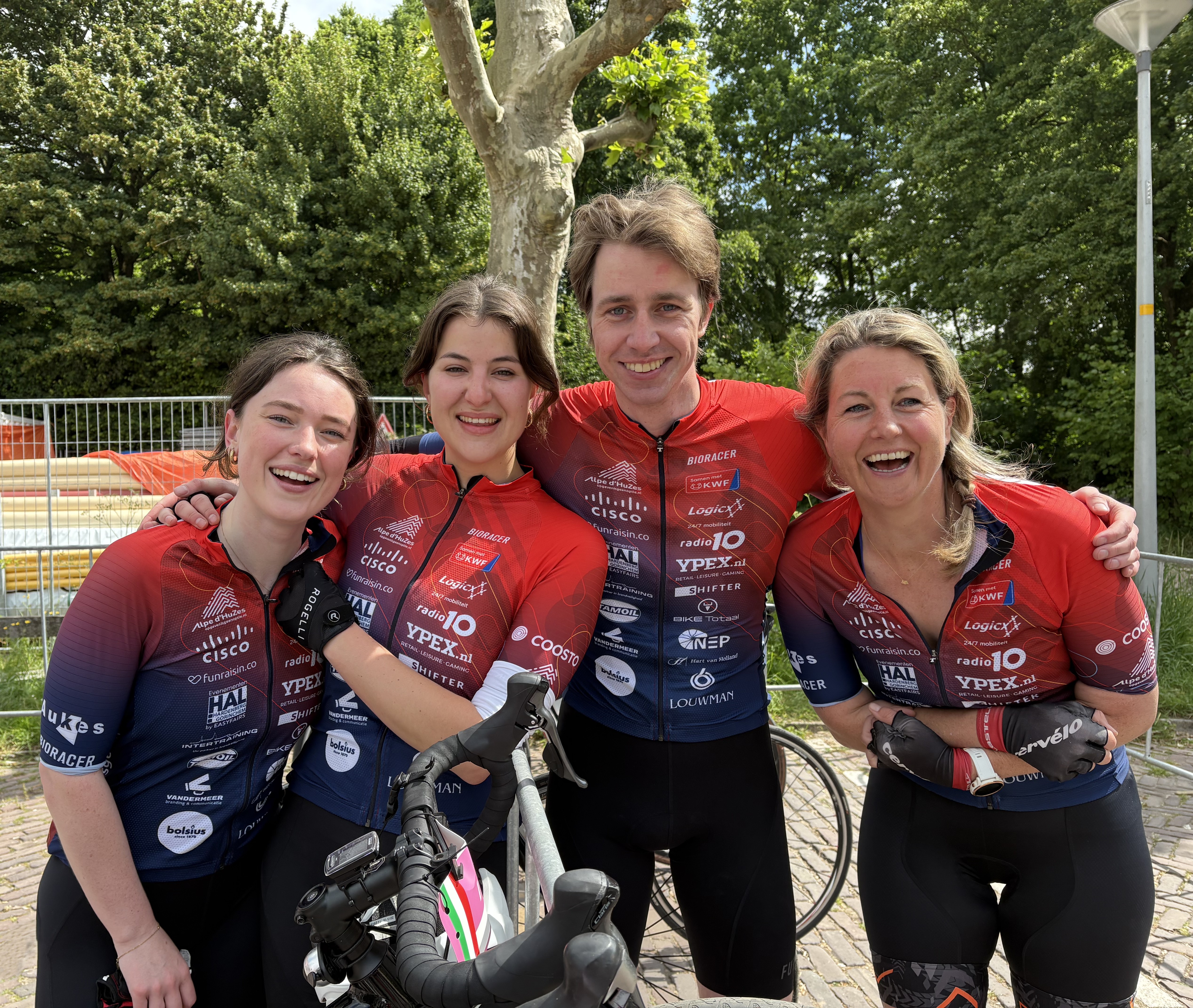 Alpe d’Huez: Spotlight on Sarah Derks Team