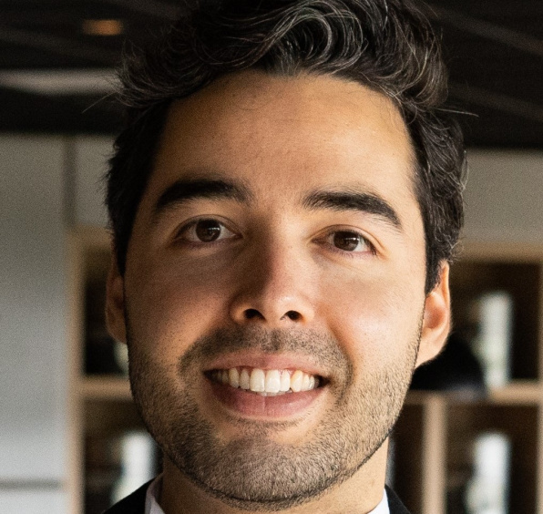 Agustin Enciso-Martinez “Patients are our greatest motivation in cancer research and even aid us during grant writing. They enable us to think outside the box.”  
